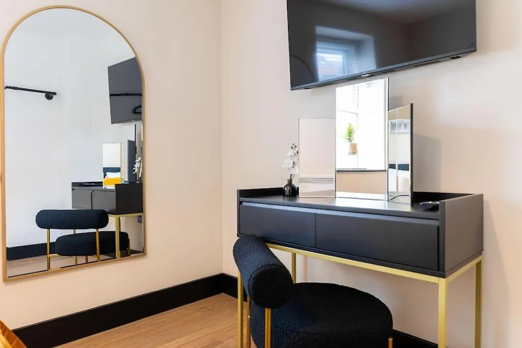 The Berriman Collection Apartment Cardiff